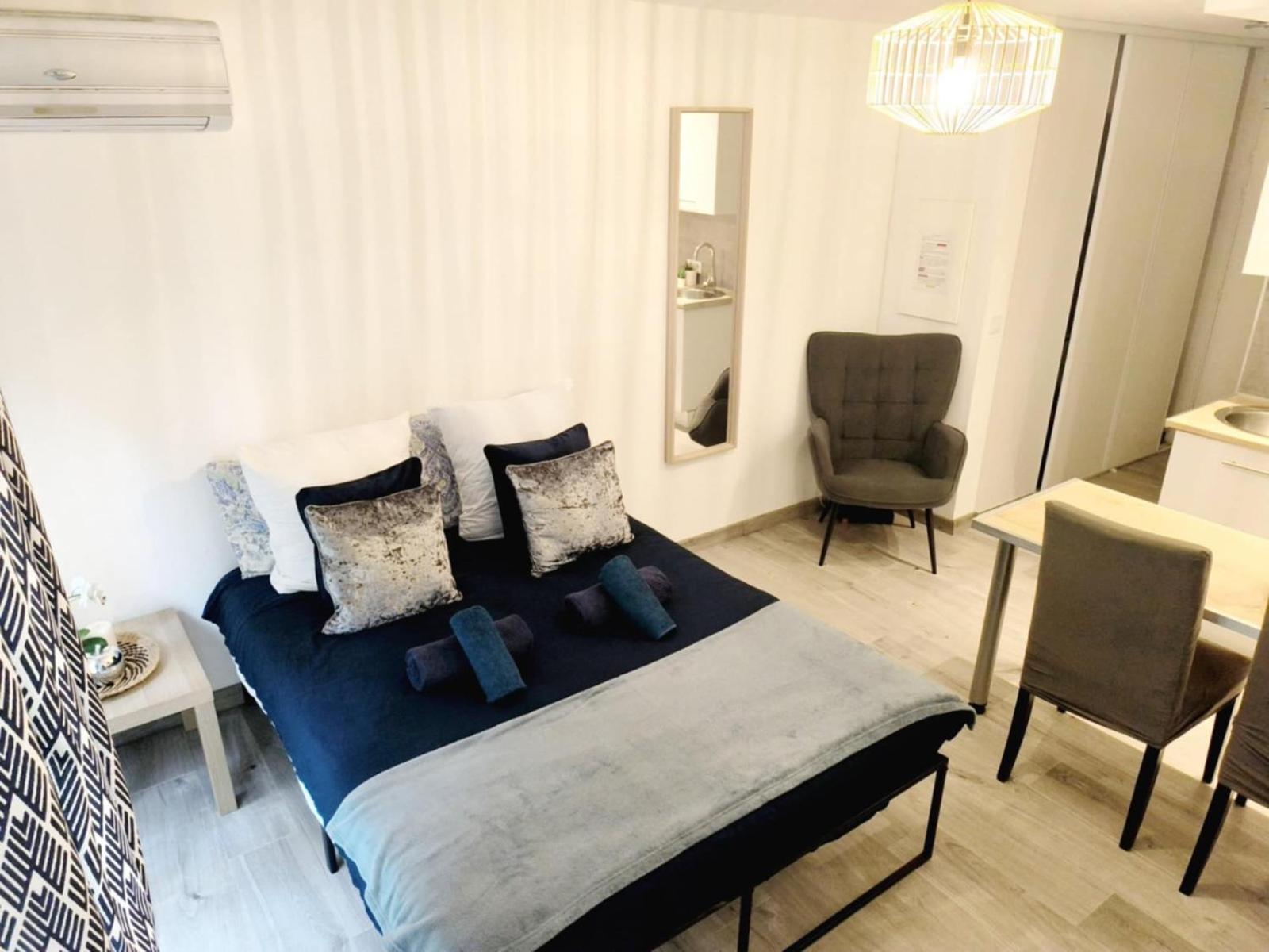 Apartment Escapade Cosy Avec Piscine Au Centre-ville - Ideal Pour Couples Et Professionnels Cannes